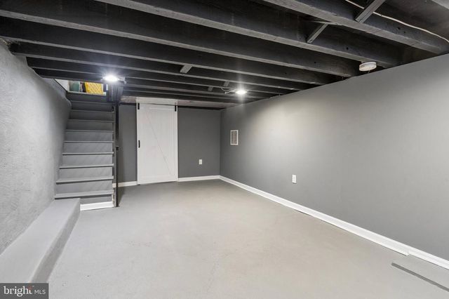 1612 S LECOUNT ST, Philadelphia, PA 19145