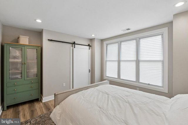 1612 S LECOUNT ST, Philadelphia, PA 19145