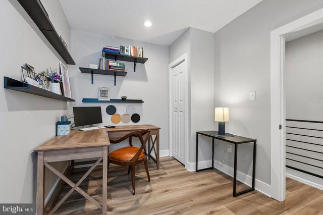 1612 S LECOUNT ST, Philadelphia, PA 19145