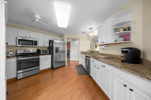 9082 SW 102ND CIRCLE, Ocala, FL 34481