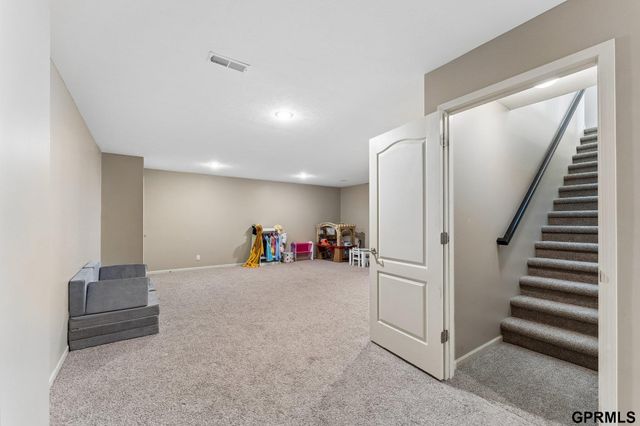 4125 S 199 Circle, Omaha, NE 68135