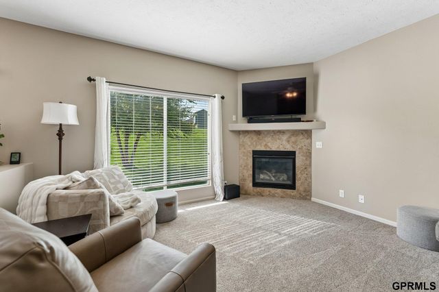 4125 S 199 Circle, Omaha, NE 68135