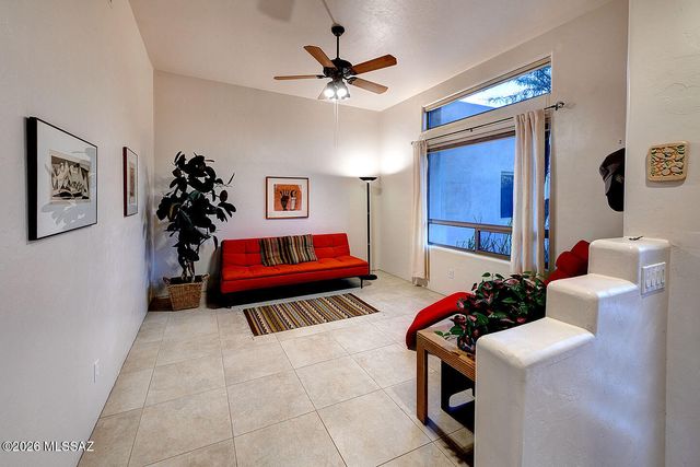 9839 E Opalite Place, Tucson, AZ 85749