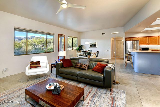 9839 E Opalite Place, Tucson, AZ 85749