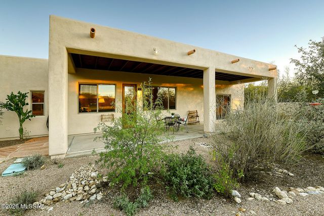 9839 E Opalite Place, Tucson, AZ 85749