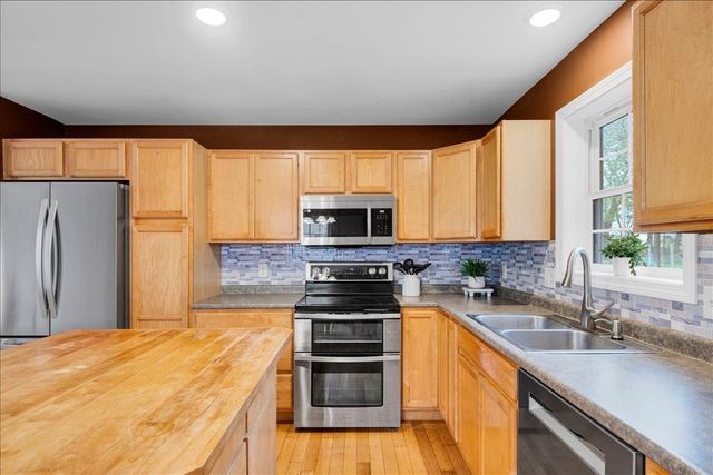 5 Camp Street, Essex Junction, VT 05452