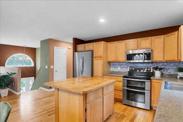 5 Camp Street, Essex Junction, VT 05452