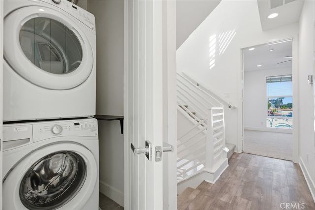 669 W 17th Street, Costa Mesa, CA 92627