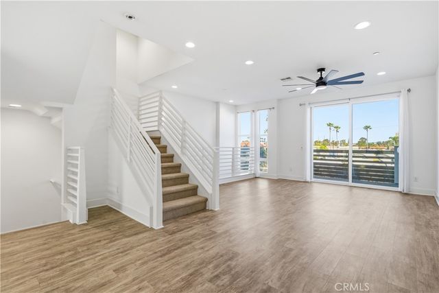 669 W 17th Street, Costa Mesa, CA 92627