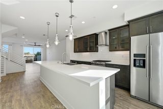 669 W 17th Street, Costa Mesa, CA 92627