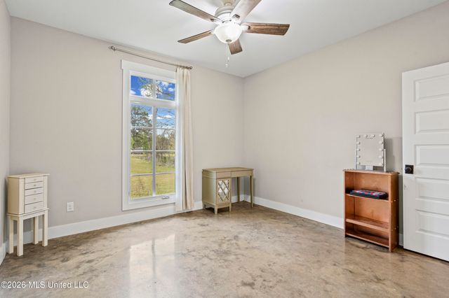 5078 Dixie Creek Drive, Hernando, MS 38632