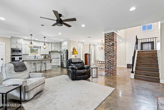 5078 Dixie Creek Drive, Hernando, MS 38632