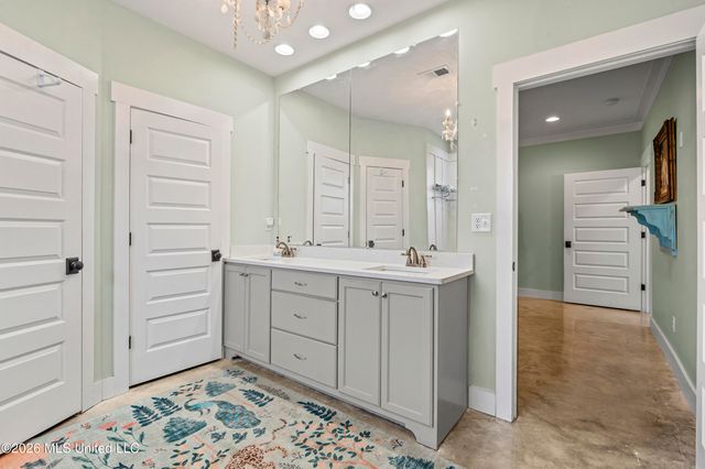 5078 Dixie Creek Drive, Hernando, MS 38632