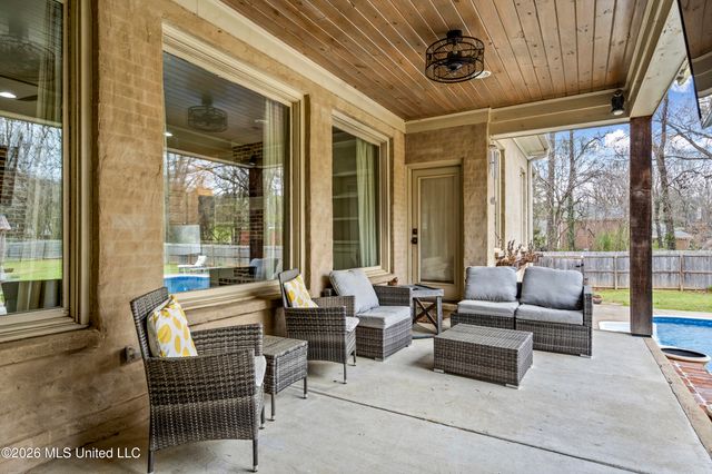 5078 Dixie Creek Drive, Hernando, MS 38632