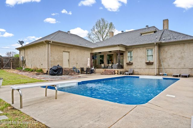 5078 Dixie Creek Drive, Hernando, MS 38632