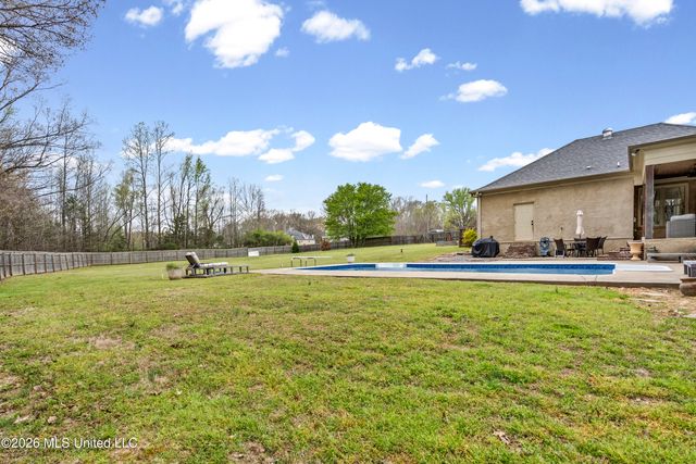 5078 Dixie Creek Drive, Hernando, MS 38632