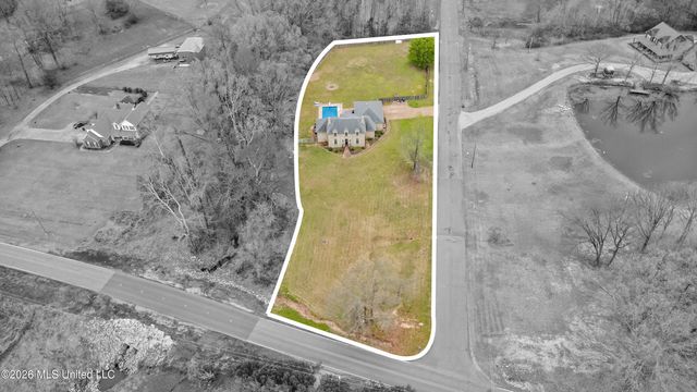 5078 Dixie Creek Drive, Hernando, MS 38632