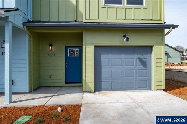 1531 SW 11th St, Dallas, OR 97338