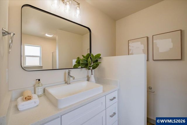 1531 SW 11th St, Dallas, OR 97338