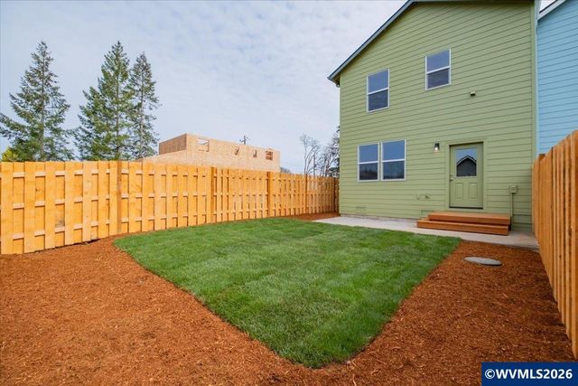 1531 SW 11th St, Dallas, OR 97338