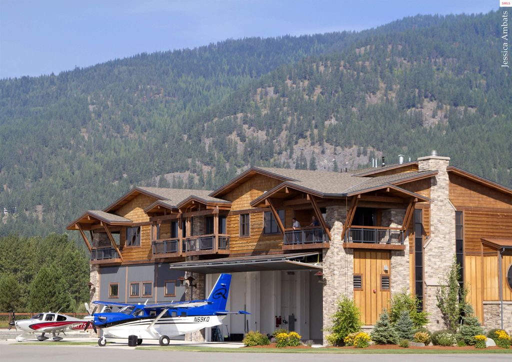 1208 Spitfire St, Sandpoint, ID 83864