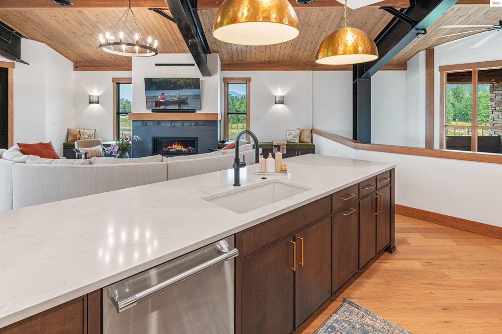 1208 Spitfire St, Sandpoint, ID 83864 photo 14