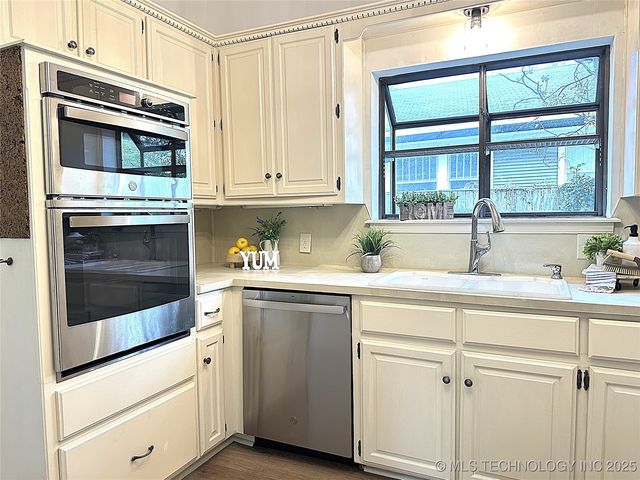 420 K Street SW, Ardmore, OK 73401