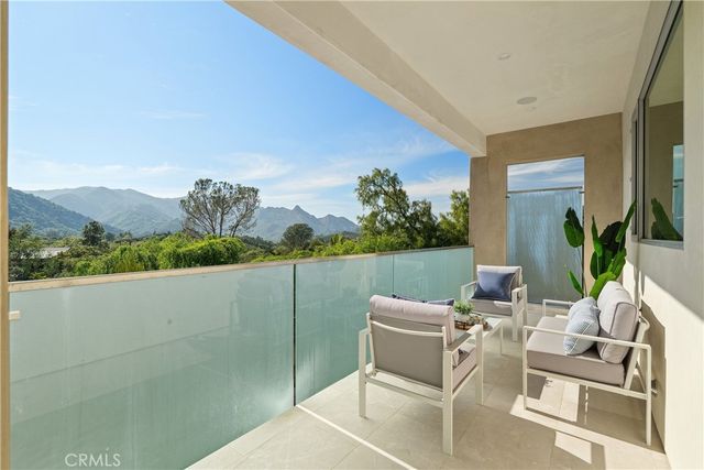25638 Monte nido Drive, Calabasas, CA 91302