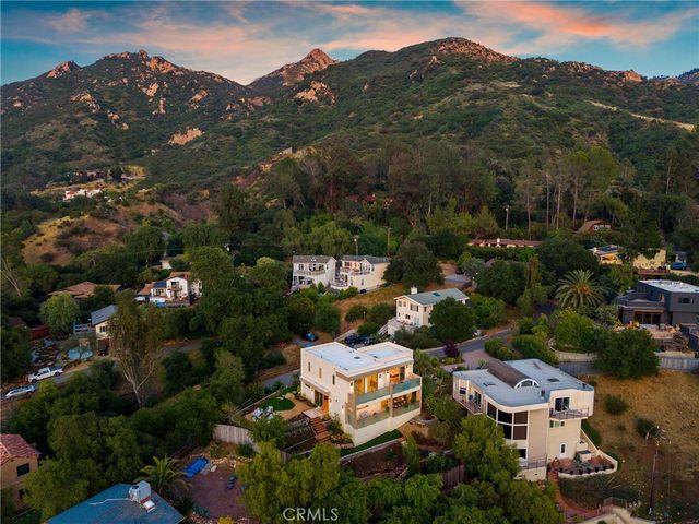 25638 Monte nido Drive, Calabasas, CA 91302
