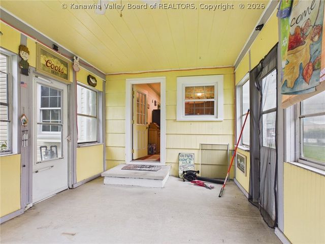 6608 MacCorkle Avenue Se, Charleston, WV 25304