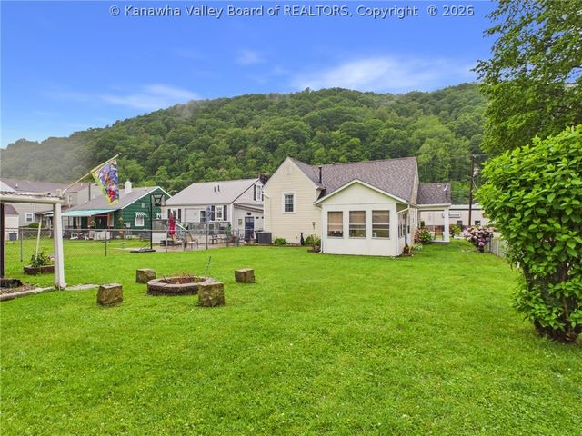 6608 MacCorkle Avenue Se, Charleston, WV 25304