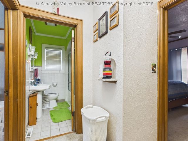 6608 MacCorkle Avenue Se, Charleston, WV 25304