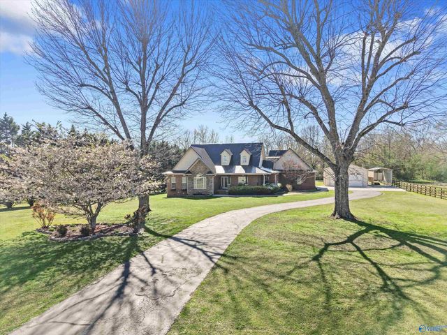 121 Basil Lane, Boaz, AL 35957