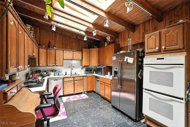 13610 Sperry Road, Novelty, OH 44072