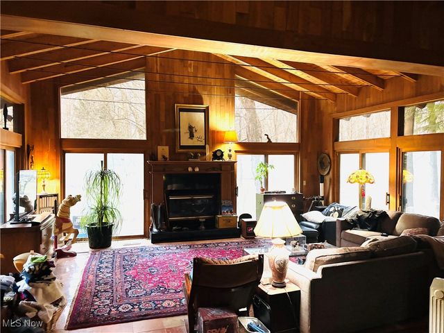 13610 Sperry Road, Novelty, OH 44072