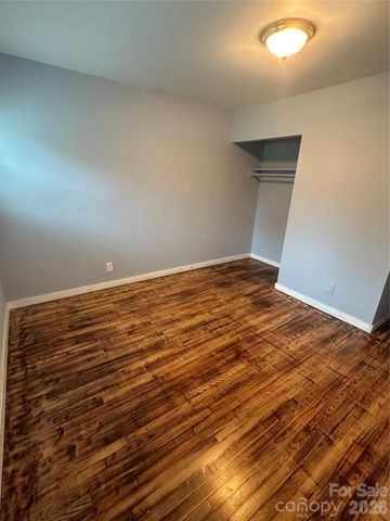 912 N Broad Street, Gastonia, NC 28054