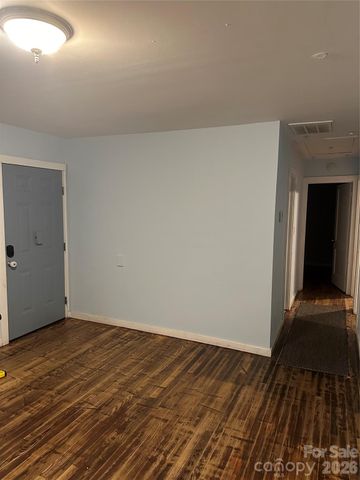 912 N Broad Street, Gastonia, NC 28054