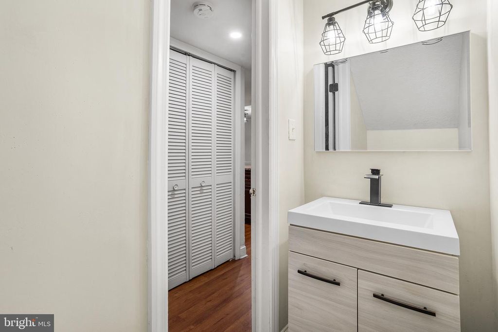 833 E ELM AVE, LINDENWOLD, NJ 08021 — photo 5