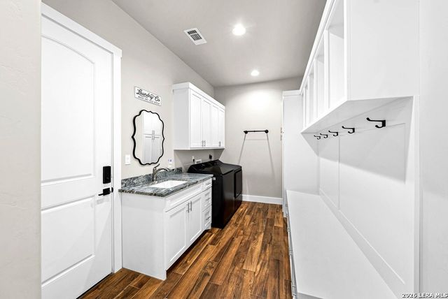 491 Stablewood Ln, Kerrville, TX 78028