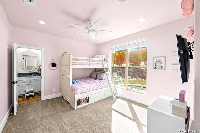 491 Stablewood Ln, Kerrville, TX 78028