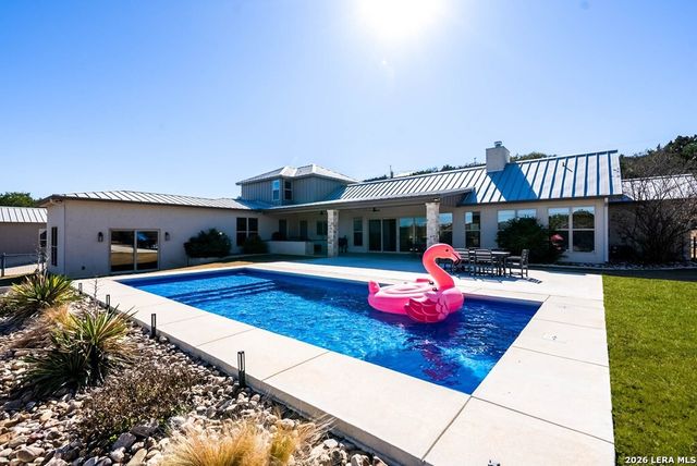 491 Stablewood Ln, Kerrville, TX 78028