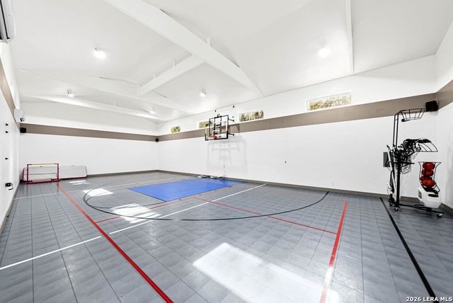 491 Stablewood Ln, Kerrville, TX 78028