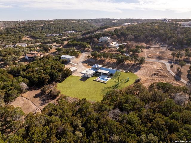 491 Stablewood Ln, Kerrville, TX 78028