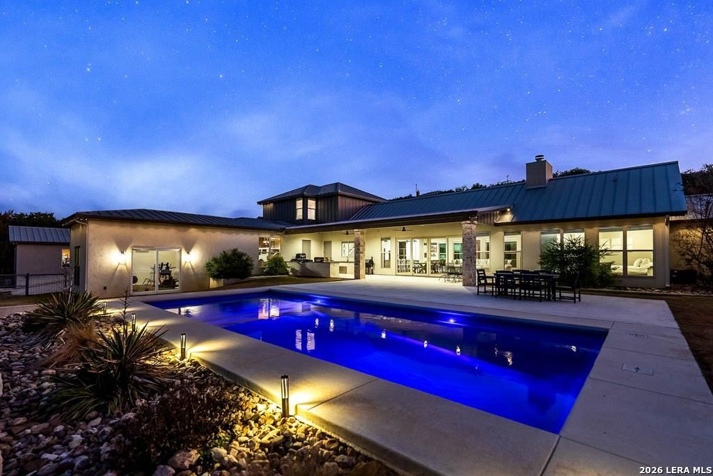 491 Stablewood Ln, Kerrville, TX 78028