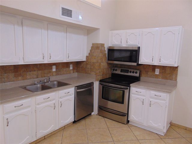 9402 Sugarberry Road, Dallas, TX 75249