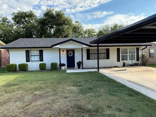 121 Ace Ranch Rd, Kerrville, TX 78028