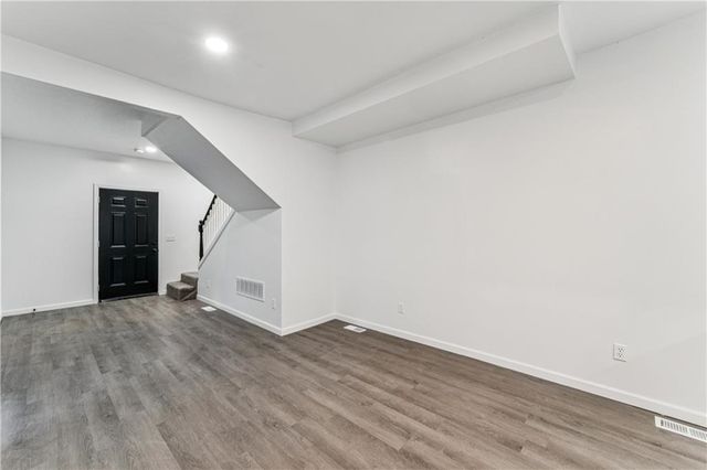 2600 Cleveland Avenue, Kansas City, MO 64127