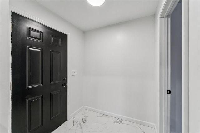 2600 Cleveland Avenue, Kansas City, MO 64127