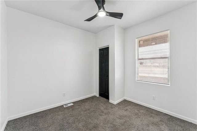 2600 Cleveland Avenue, Kansas City, MO 64127