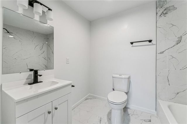 2600 Cleveland Avenue, Kansas City, MO 64127